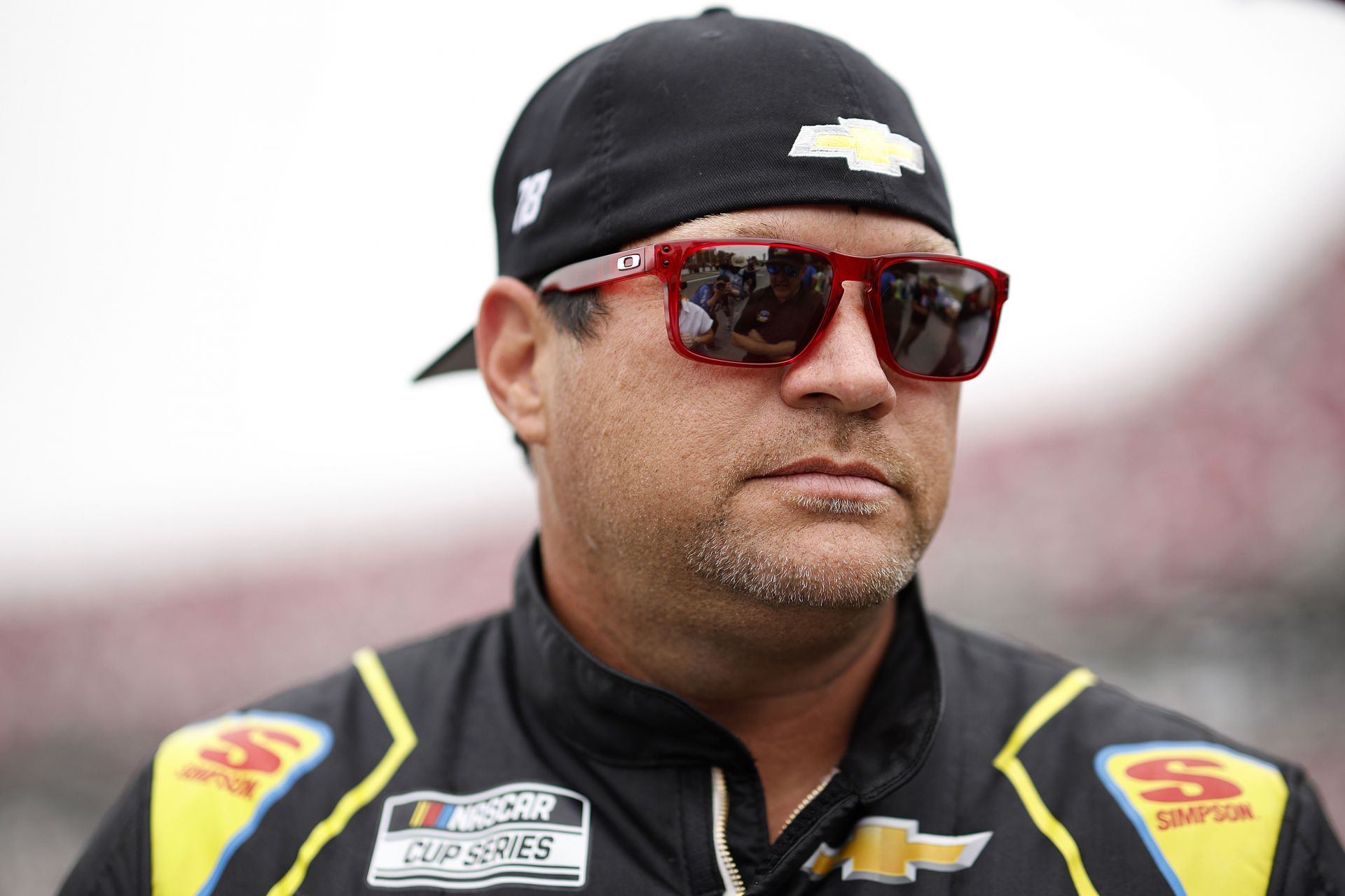NASCAR Hall of Famer Mark Martin publicly endorses BJ McLeod's goal to win a race by age 50