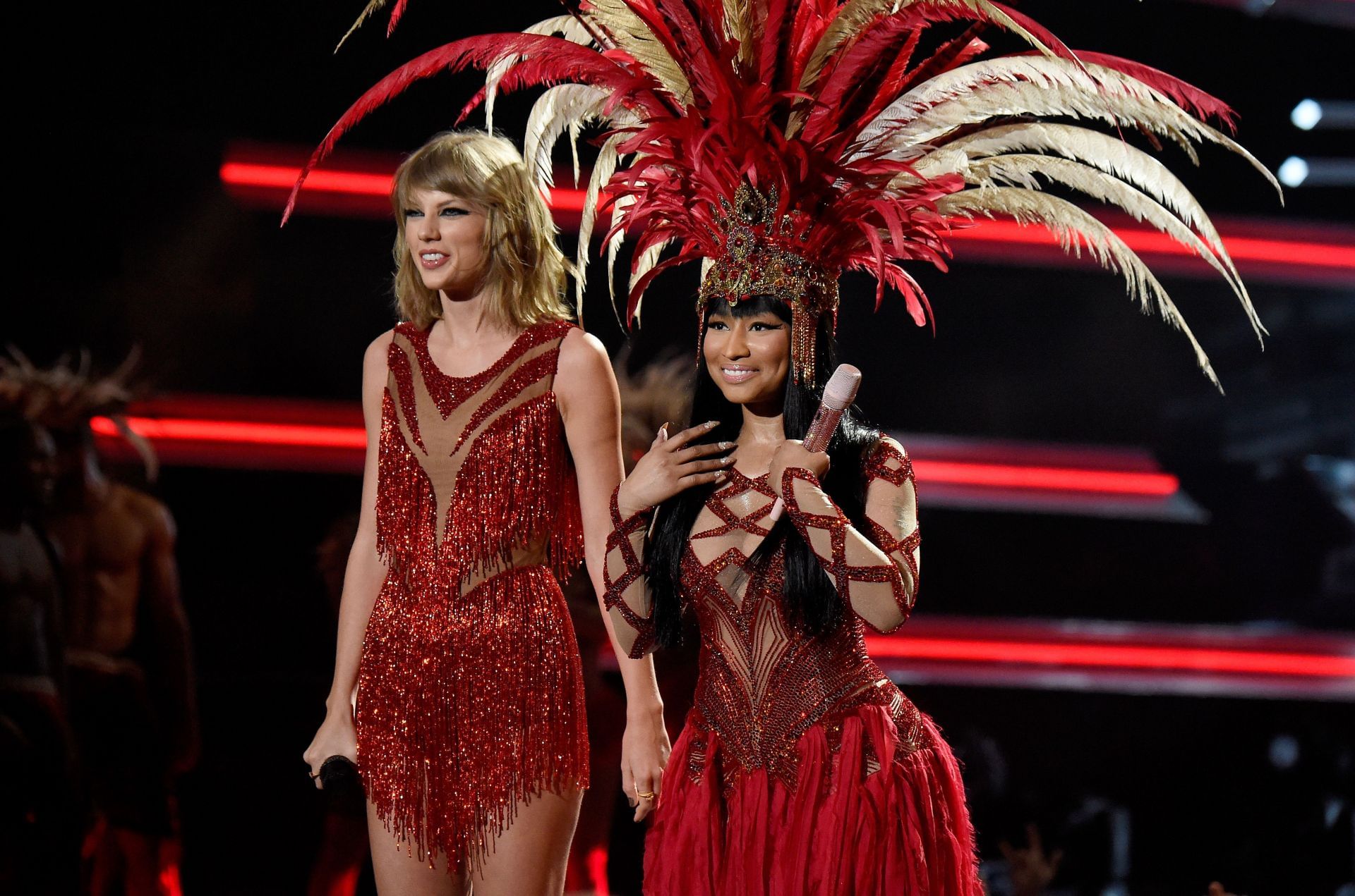 2015 MTV Video Music Awards - Roaming Show - Source: Getty