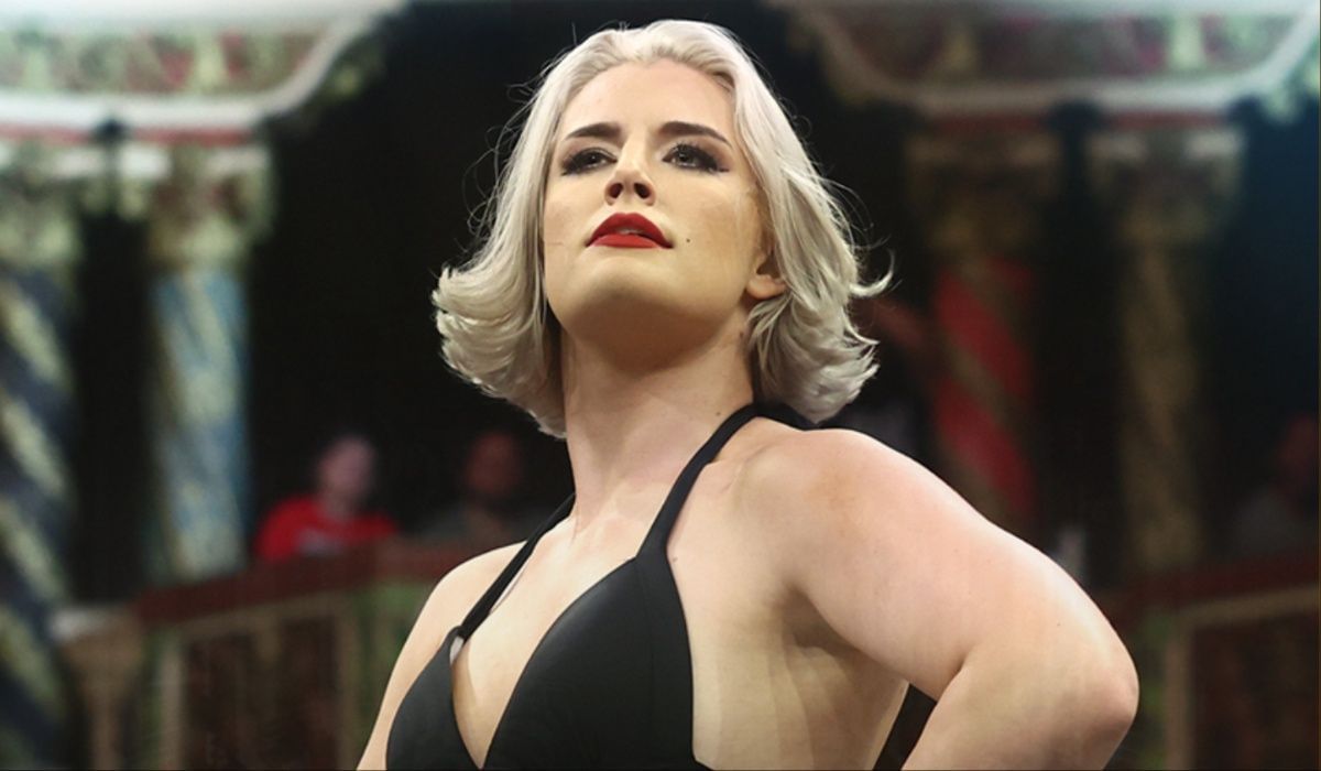 Toni Storm comes out on top in a gruelling match. (Image via AEW