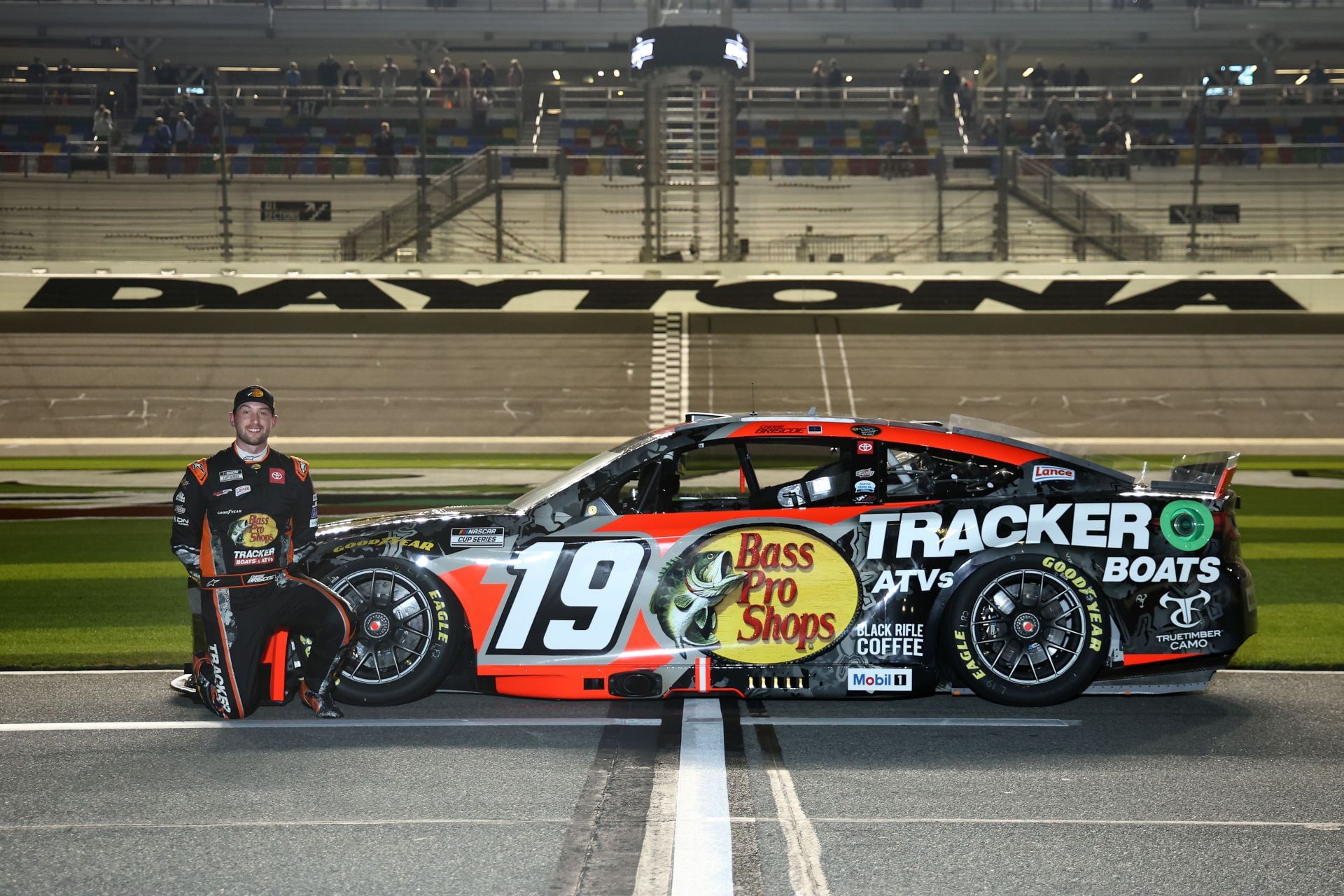 Chase Briscoe (19) before qualifying for the NASCAR Cup Series Daytona 500. Source: Getty
