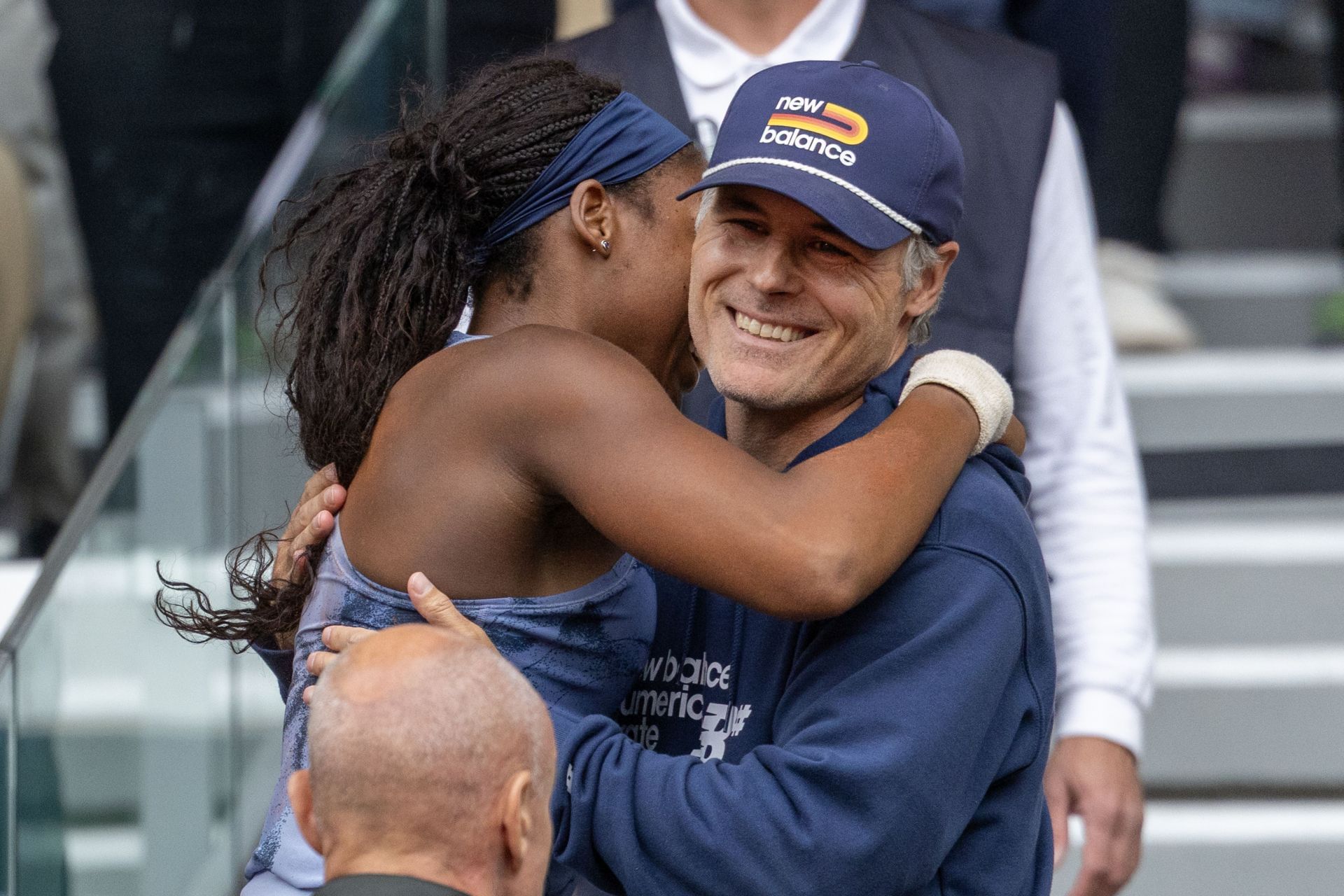Coco Gauff hugs ex-coach Matt Daly after winning the 2025 French Open | Image Source: Getty