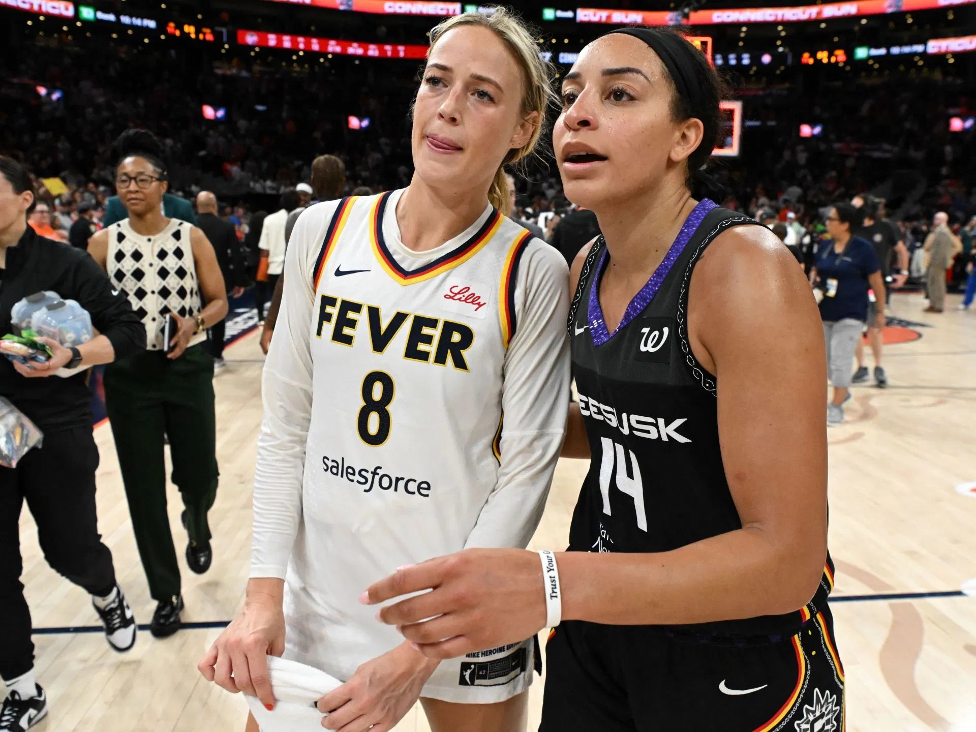 Indiana Fever v Connecticut Sun - Source: Getty