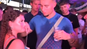 "He should be in jail": Netizens criticize HSTikkyTokky after he pours drink onto waitress's chest in viral clip