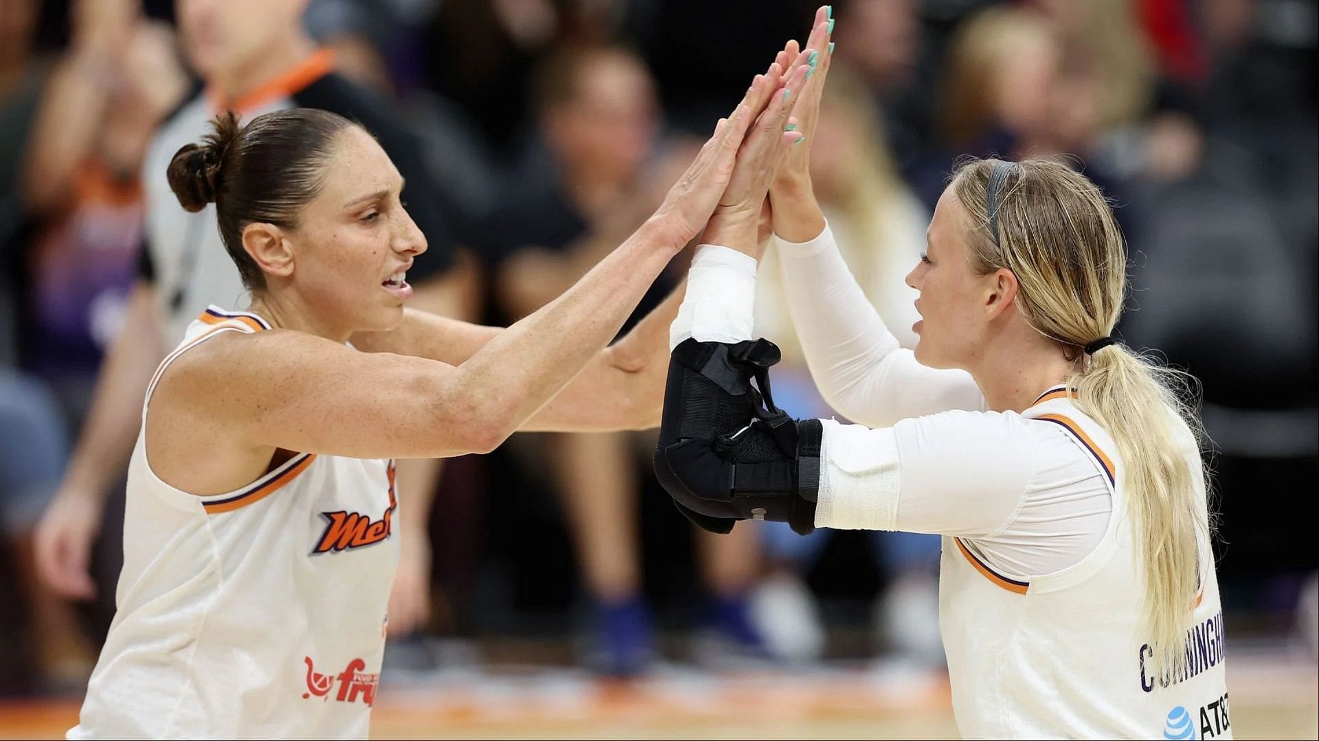 "The best" - Sophie Cunningham & other stars react to Diana Taurasi's emotional post on documentary about her WNBA legacy