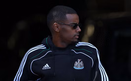 "We hope to have our best player back" - Newcastle star makes Alexander Isak claim amid latter's transfer links to Liverpool