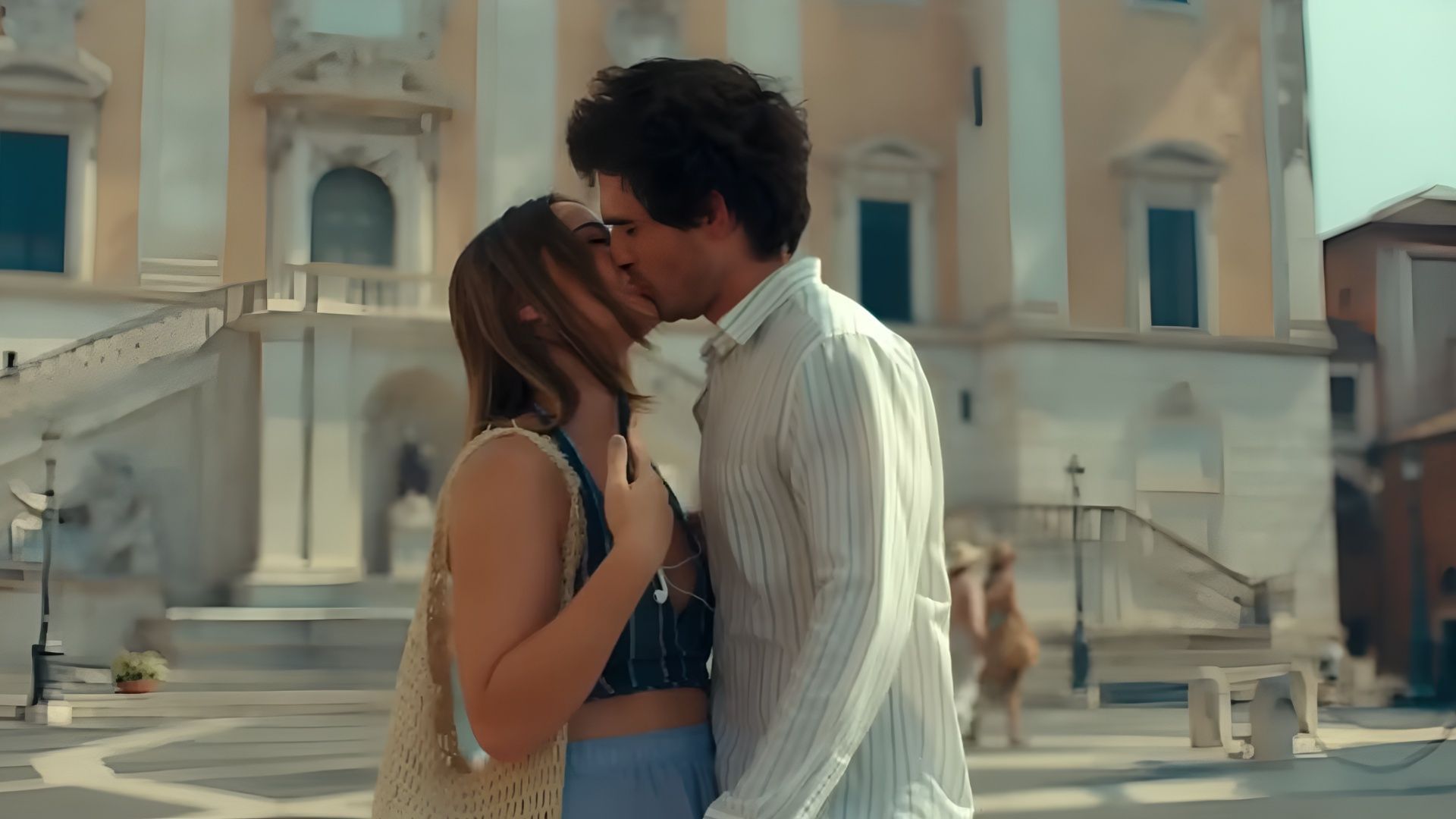Heather and Jack&rsquo;s kiss captures the fleeting joy at the heart of The Map that Leads to You. (Image via Amazon Prime Video)