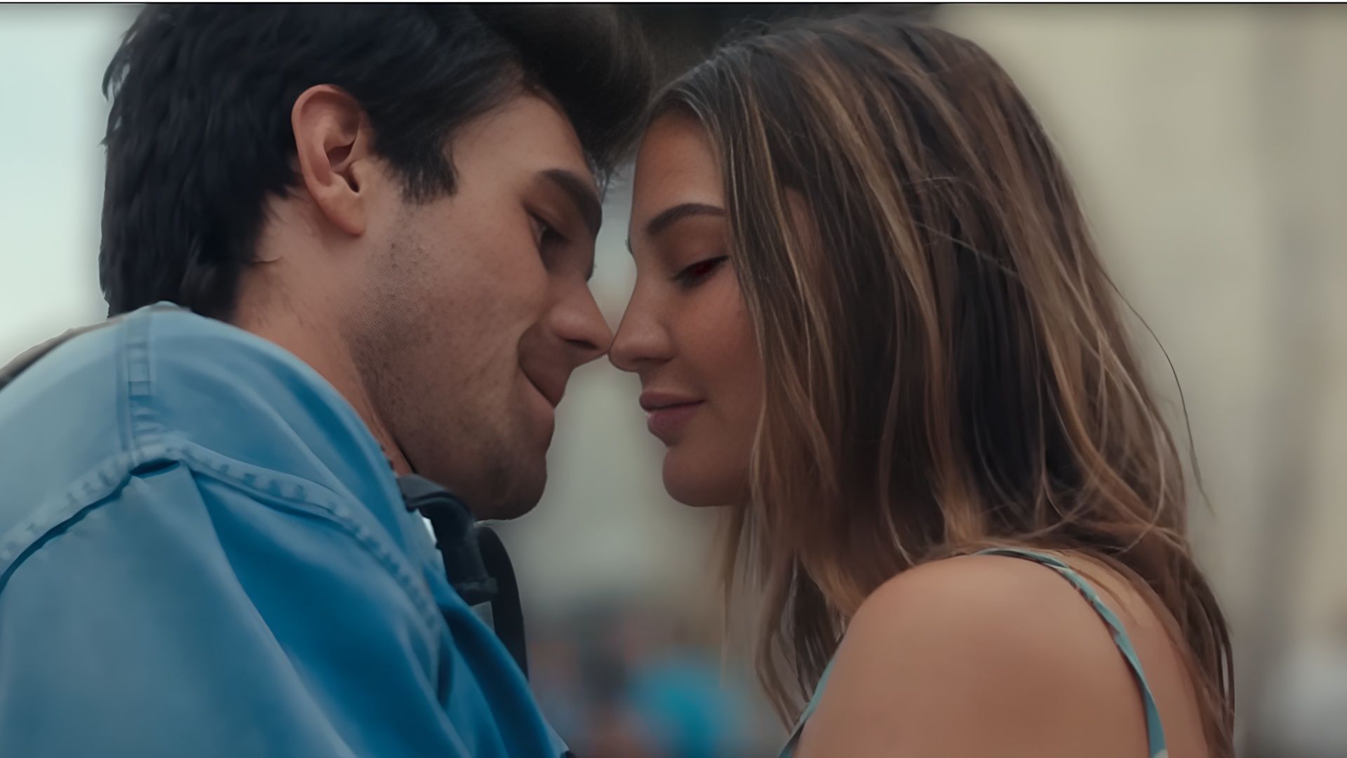 The final embrace in The Map that Leads to You leaves audiences questioning whether love can outlast time. (Image via Amazon Prime Video)