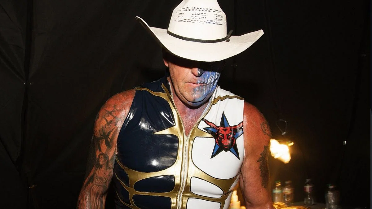 Dustin Rhodes is a top wrestling veteran (Image via Dustin Rhodes