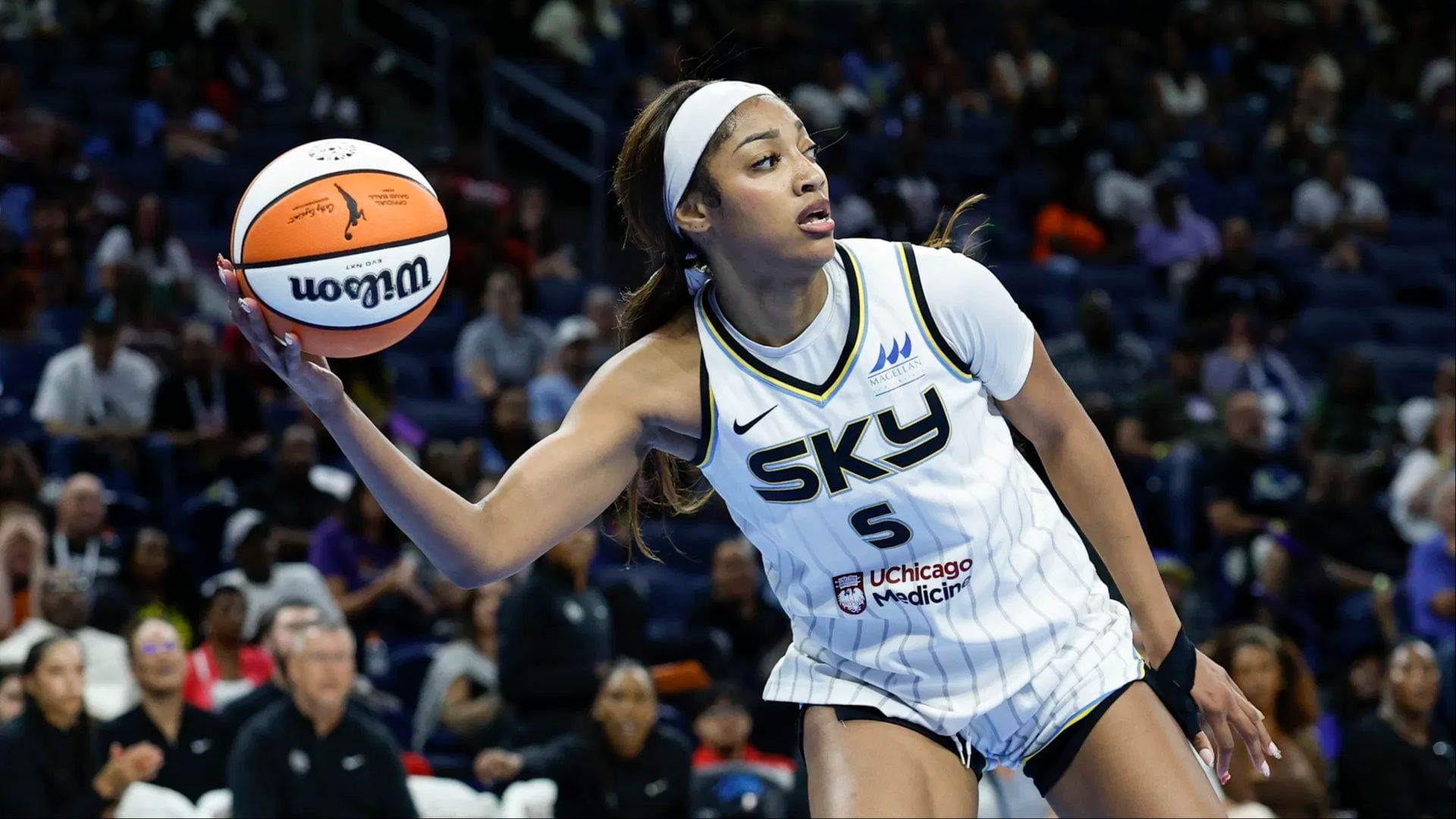 WNBA fans livid over Angel Reese