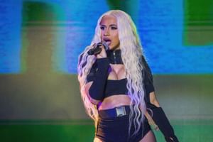 "Jay Z cleared the sample for THIS?"- Internet divided as Cardi B drops the music video of her new single 'Imaginary Playerz'