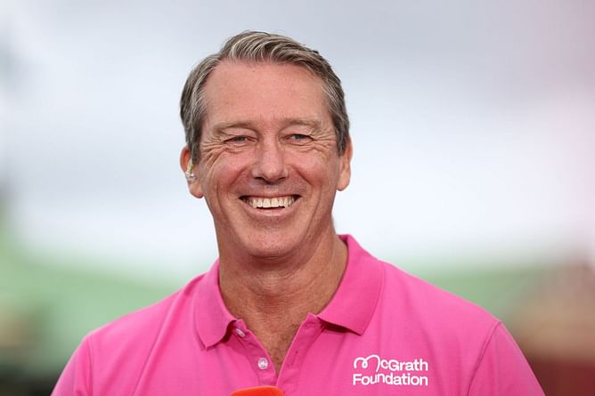 "At least let us land"- England legend comes up with hilarious response to Glenn McGrath's 5-0 prediction for 2025-26 Ashes