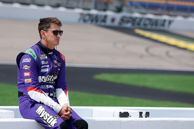 “Quit telling me how to fu**ing drive”: Zane Smith lashes out at spotter and crew for Iowa disasters