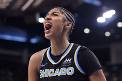"How many times did she get blocked?" - WNBA fans unimpressed with Angel Reese's verbal message to 6-foot-6 rookie after massive rejection at the rim