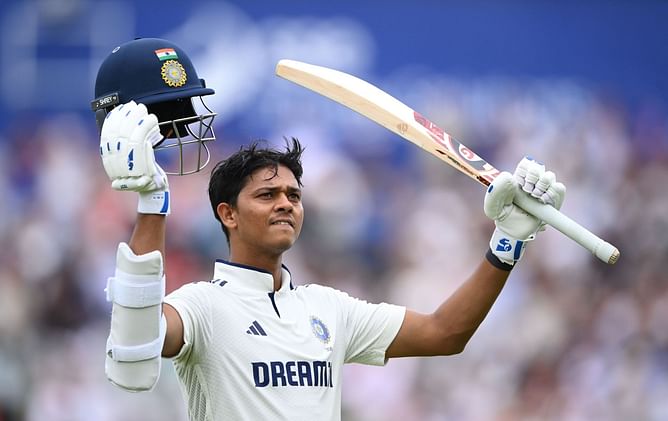 "Next big thing after Sachin and ABD" - Fans laud Yashasvi Jaiswal for his superb century in 2025 ENG vs IND 5th Test