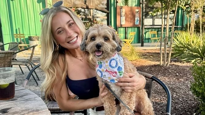 Erin Blaney shows off her “cutie set” of yellow dress in latest IG story