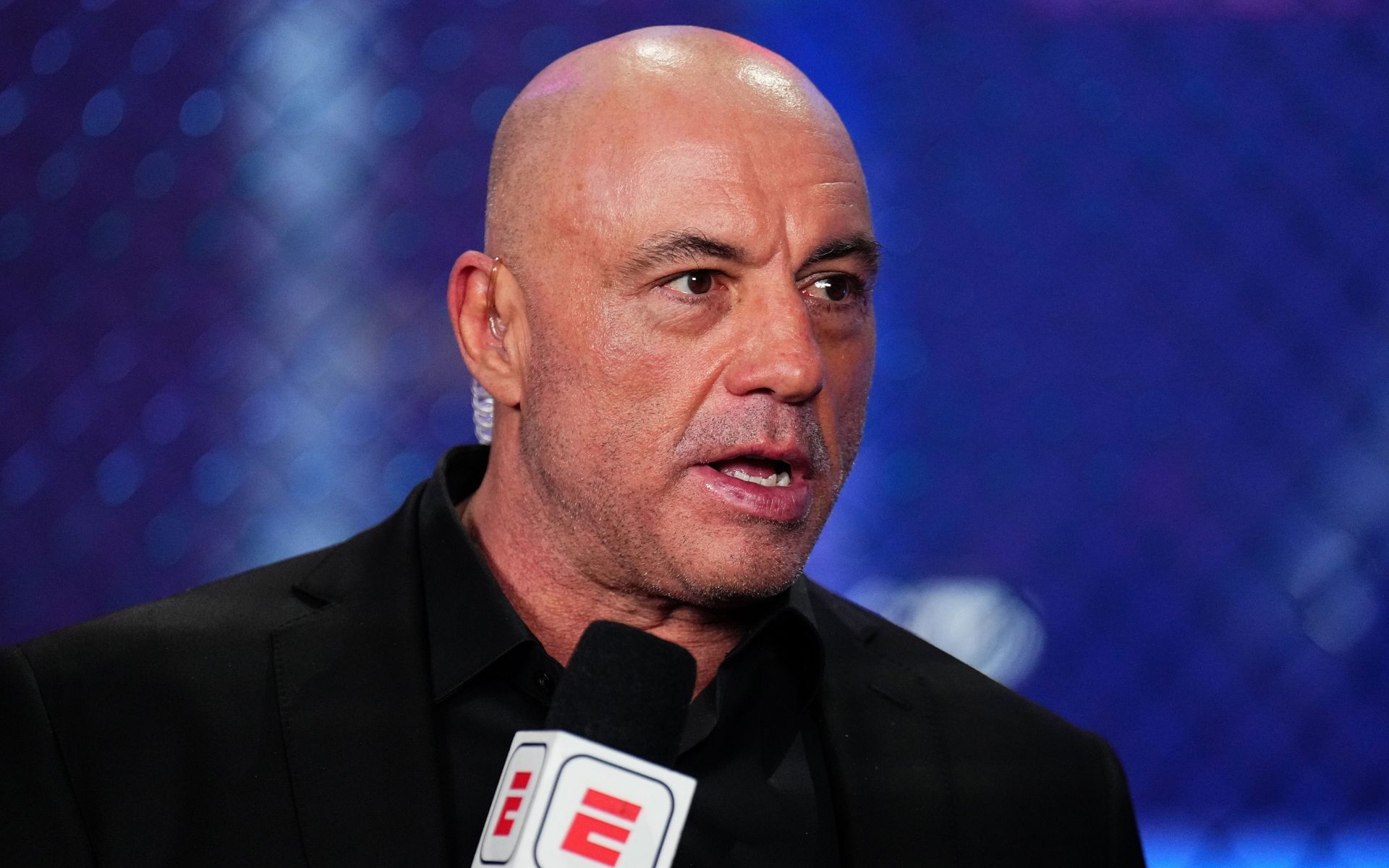 Joe Rogan talks about pressure of being a prize fighter. [Image courtesy: Getty]