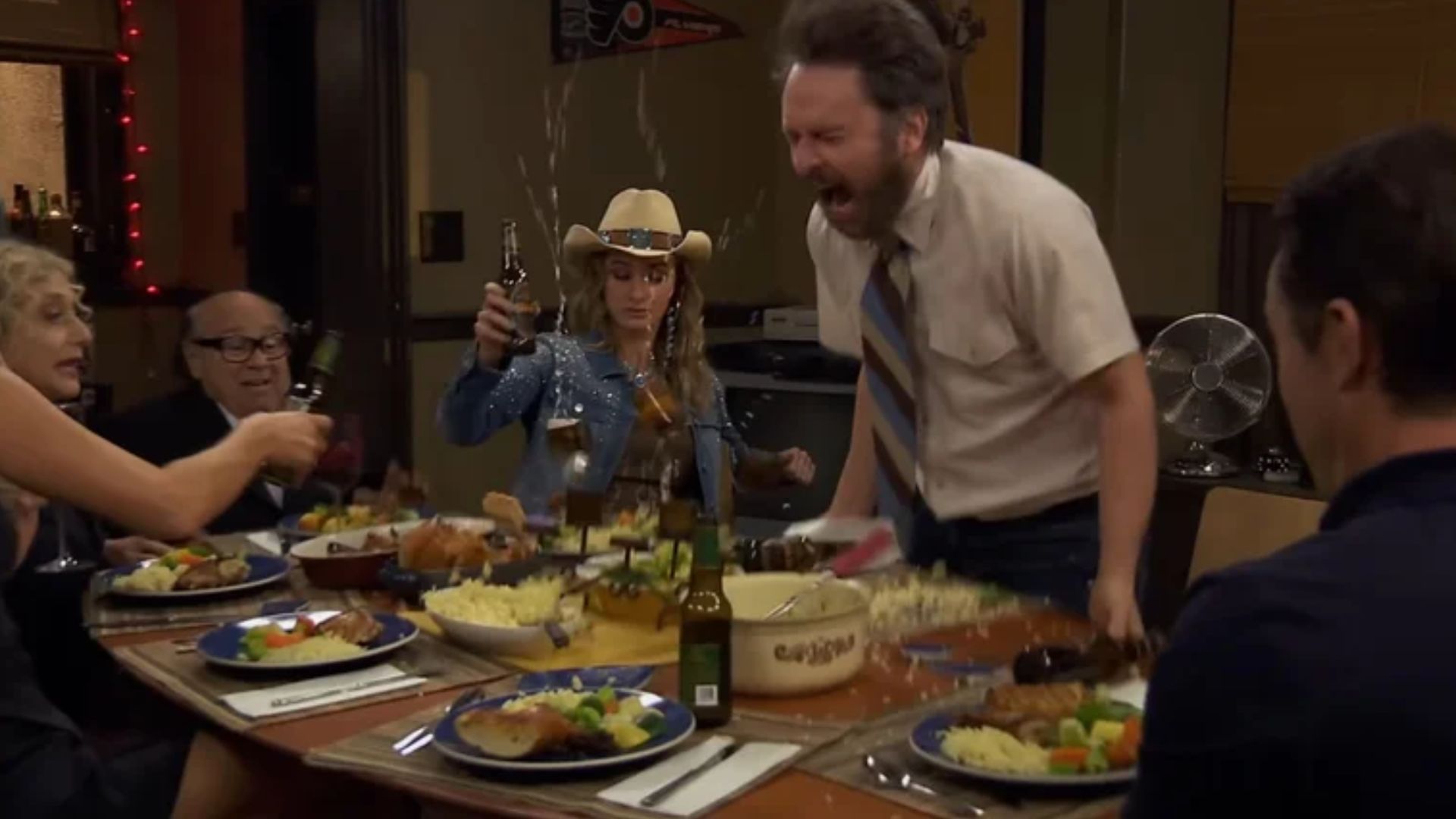 A still from It&rsquo;s Always Sunny in Philadelphia season 17 (Image via Hulu)