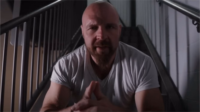 WWE Veteran Shares Honest Opinion on Jon Moxley's Brutal Spot at Forbidden Door: "What If a Kid Watched That"