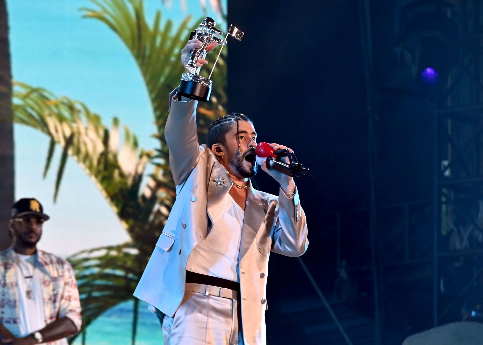 Bad Bunny at the 2022 MTV VMAs (Image via Getty)