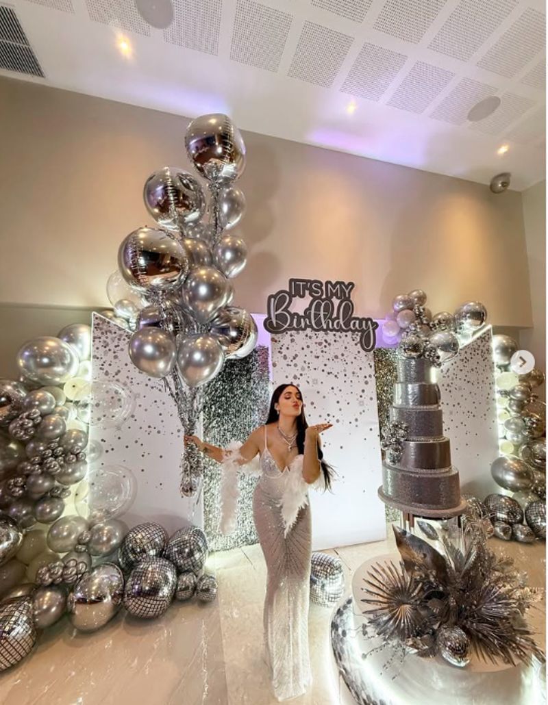 Edwin Encarnacion&#039;s wife, Karen Yapoort, shared a glimpse of her birthday celebration on her social media platform. (Via Instagram)