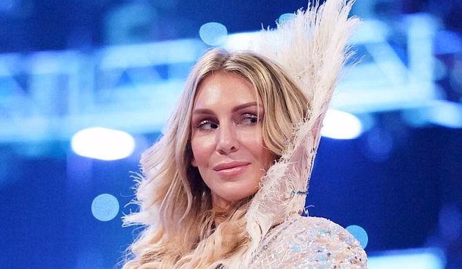 "Hopeless Romantic" - Charlotte Flair Reveals Dating Status After Divorce