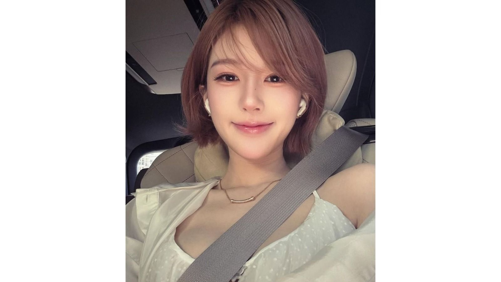 Zhao Lusi (Image via Instagram/@rooosyzh09)