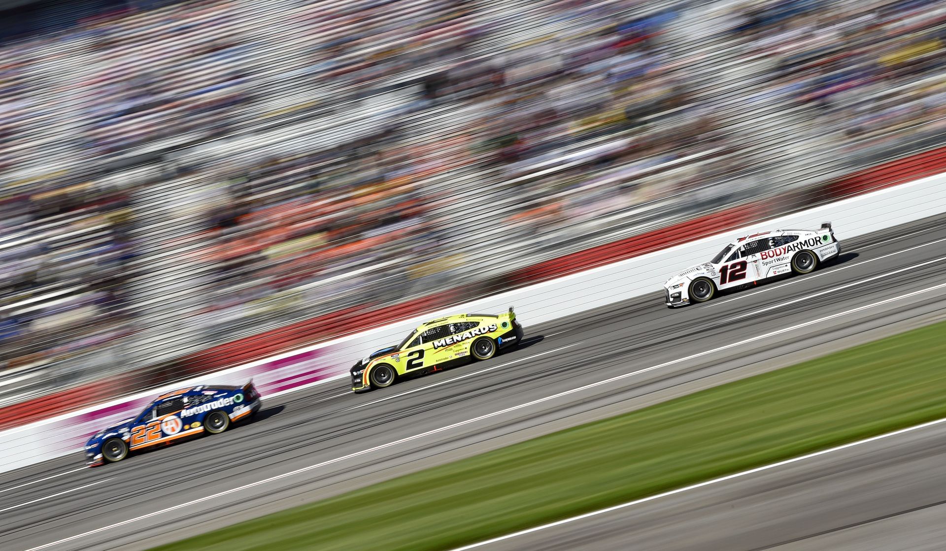 AUTO: MAR 19 NASCAR Cup Series Ambetter Health 400 - Source: Getty