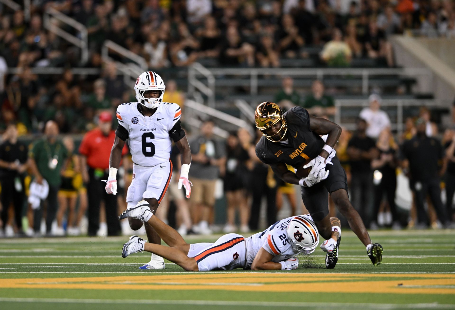 COLLEGE FOOTBALL: AUG 29 Auburn at Baylor - Source: Getty