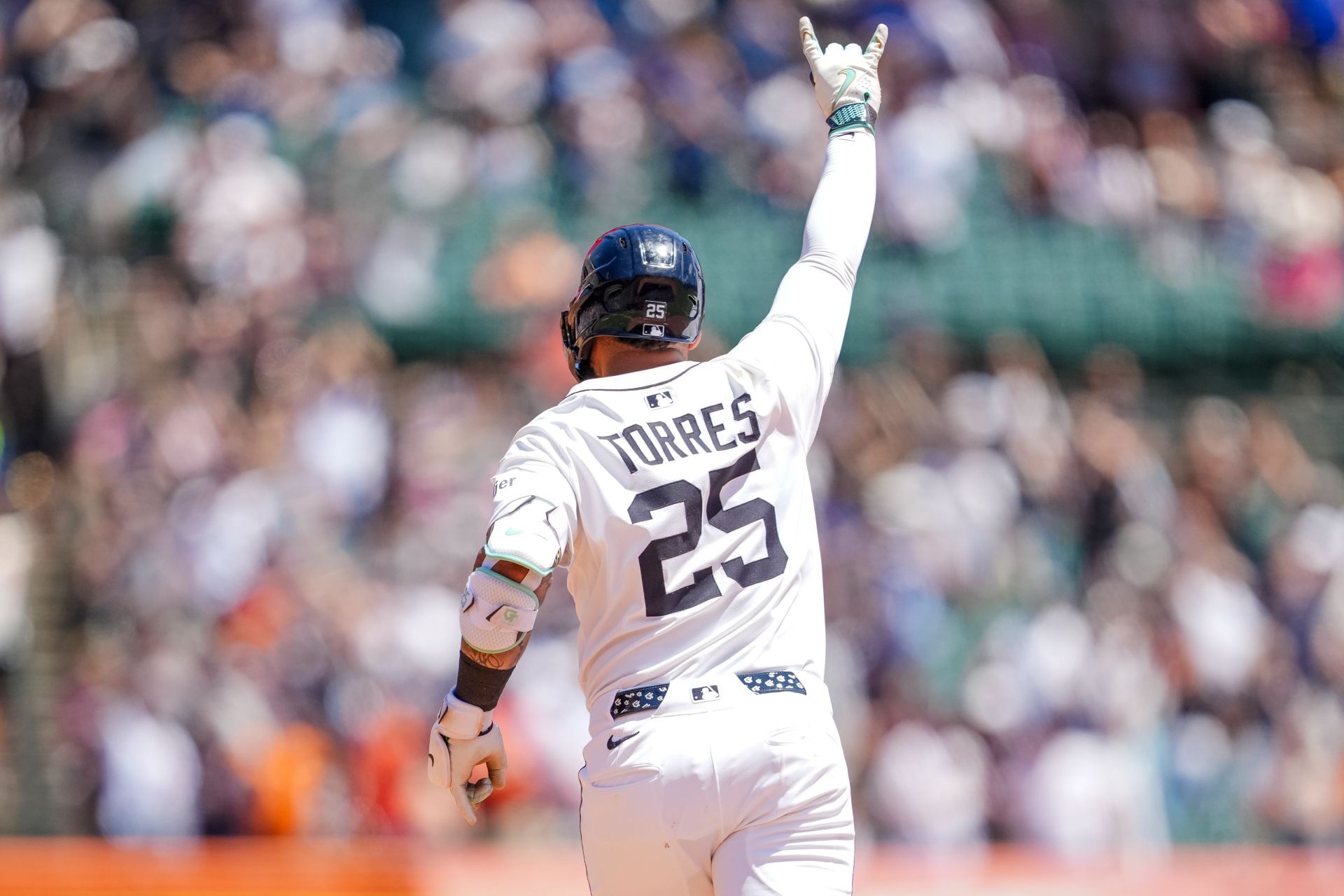 Gleyber Torres in action against the Minnesota Twins - Source: Getty