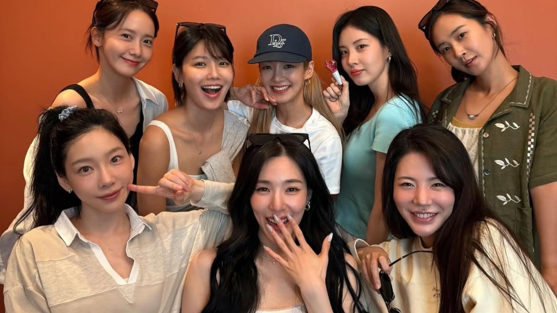 ESNSD (Image via Instagram/@yoona__lim)
