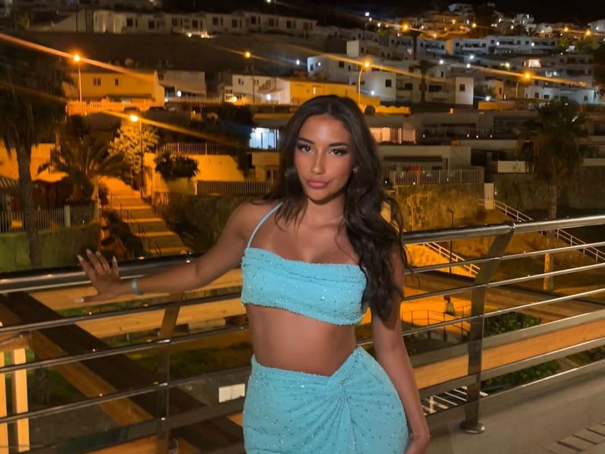 Shakira from Love Island UK season 12 (Image via Instagram/@shakirakhan16)