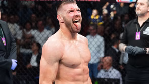 Dricus du Plessis' coach explains how 'Stillknocks' showed "dominance" over Khamzat Chimaev during UFC 319 faceoff