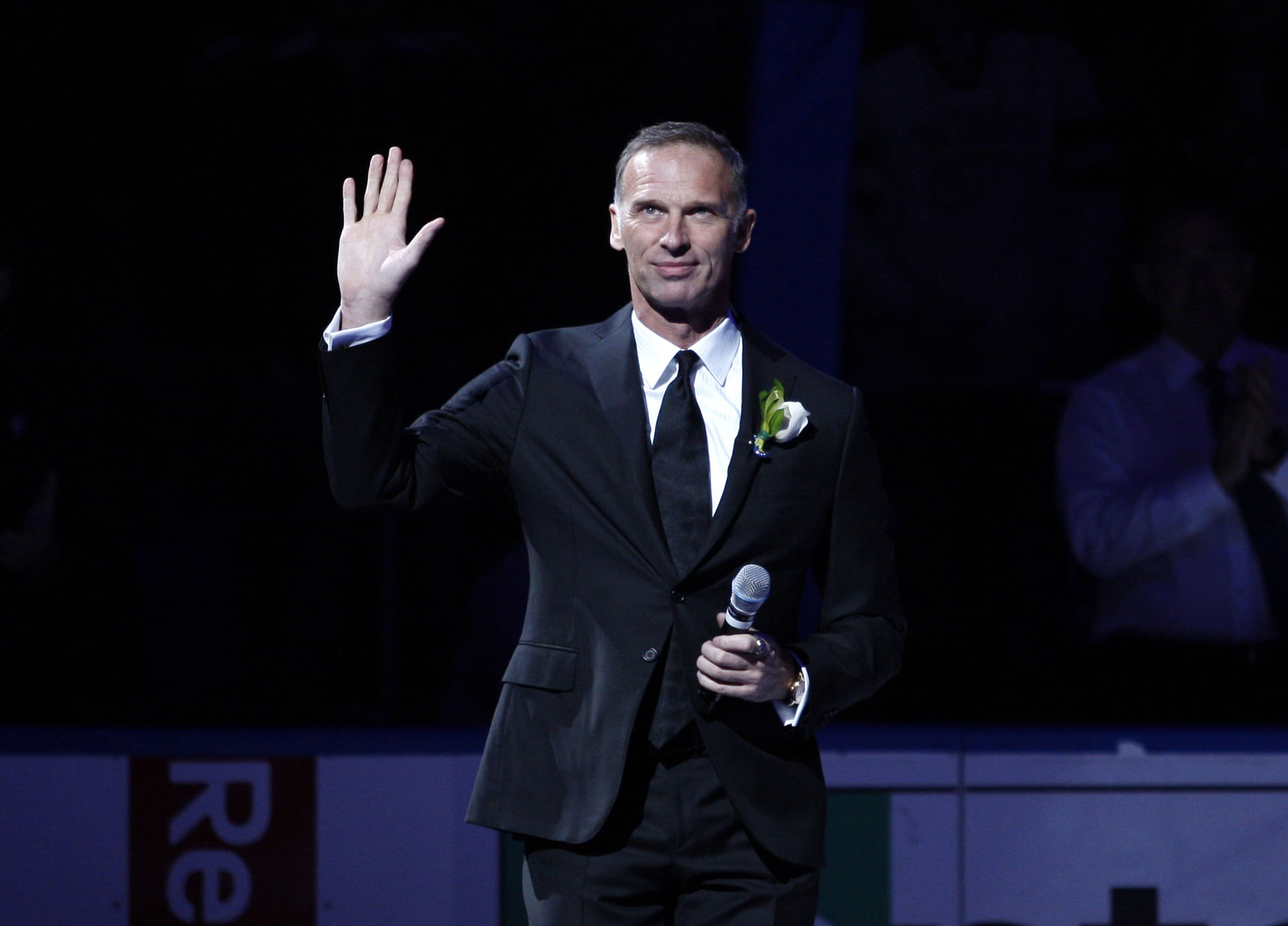 Dominik Hasek slams Donald Trump-Vladimir Putin Alaska summit, calls out Russian President’s 'red-carpet' welcome by U.S. Soldiers