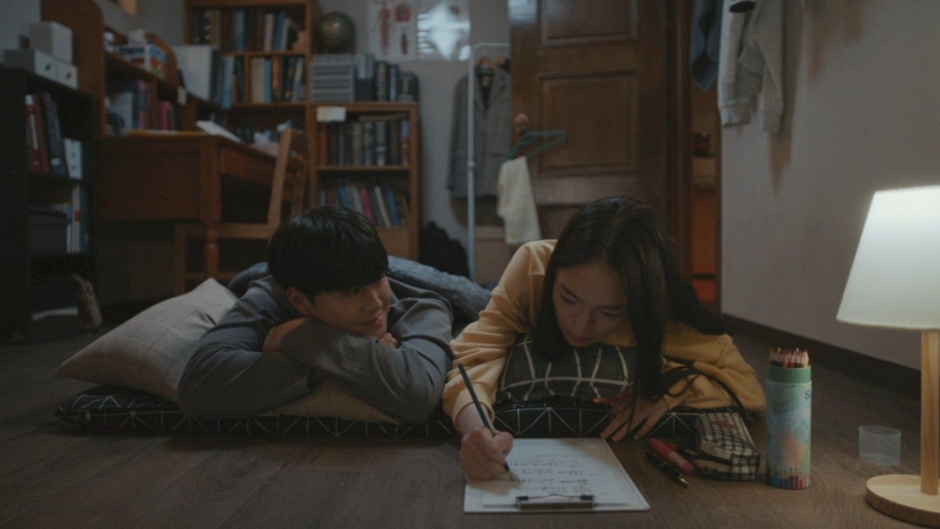 Still from My Lovely Journey (Image via Viki)
