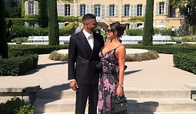 Evander Kane gushes over fiancée Mara Teigen’s beach getaway look