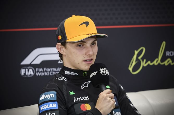 Oscar Piastri reacts to F1 legend’s high praise amid breakthrough McLaren season
