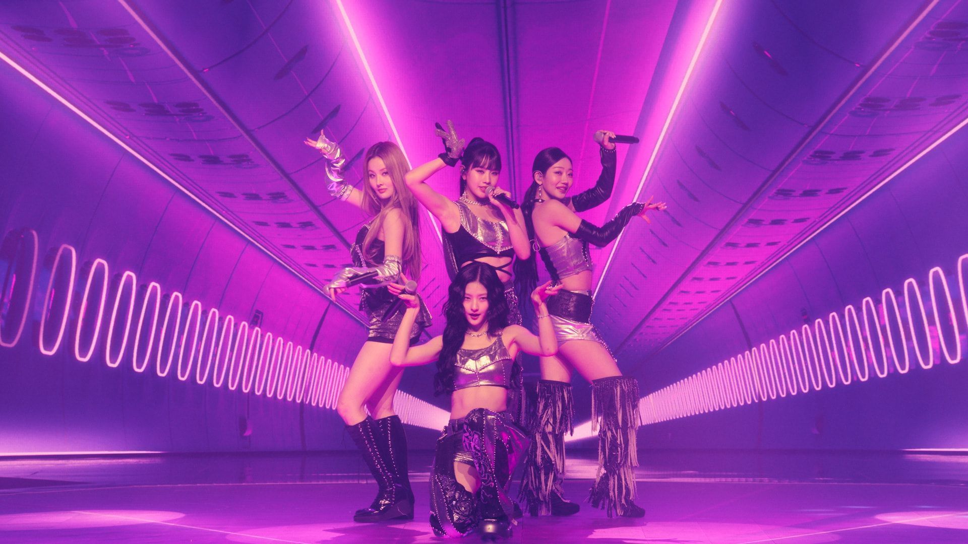 KISS OF LIFE performing in &quot;KPOPPED&quot; (Image via Apple TV+)