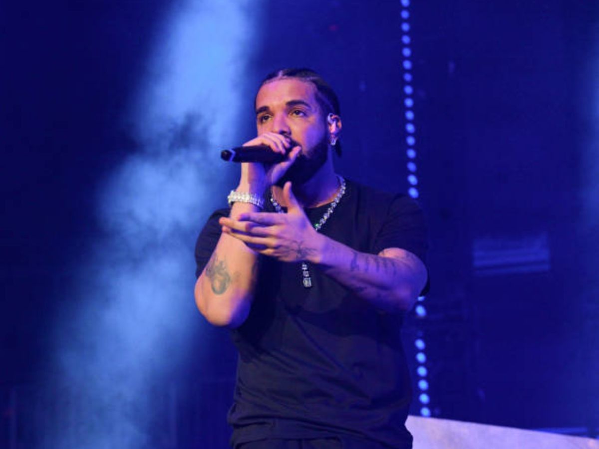 Drizzy at Lil Baby &amp; Friends Birthday Celebration concert (Image via Getty)