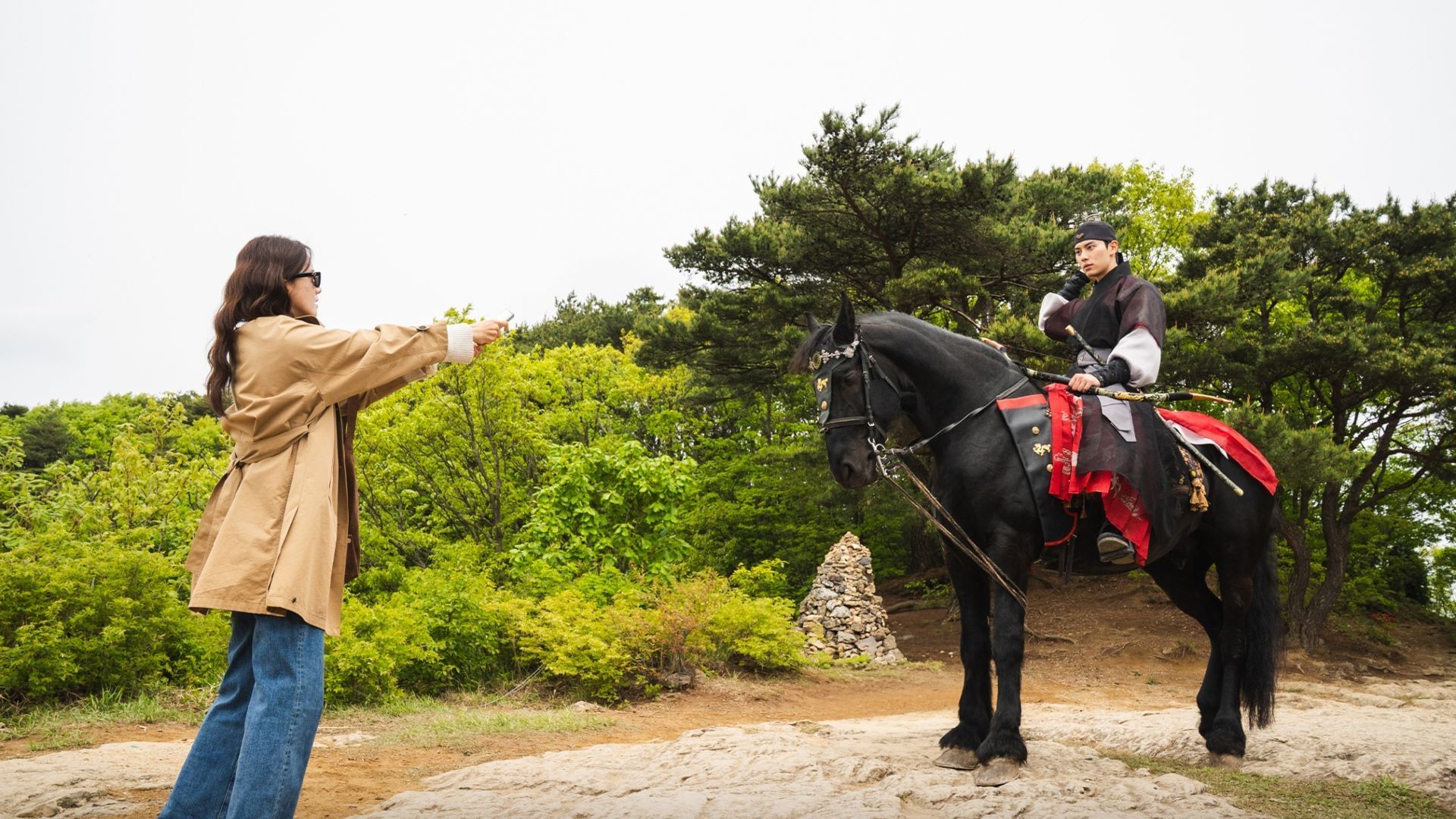 A still from Bon App&eacute;tit, Your Majesty (Image via X/@CJnDrama)