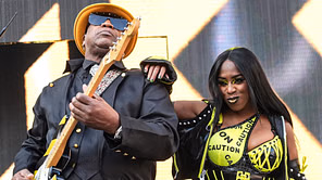 Naomi sends a message to her father following WWE SummerSlam