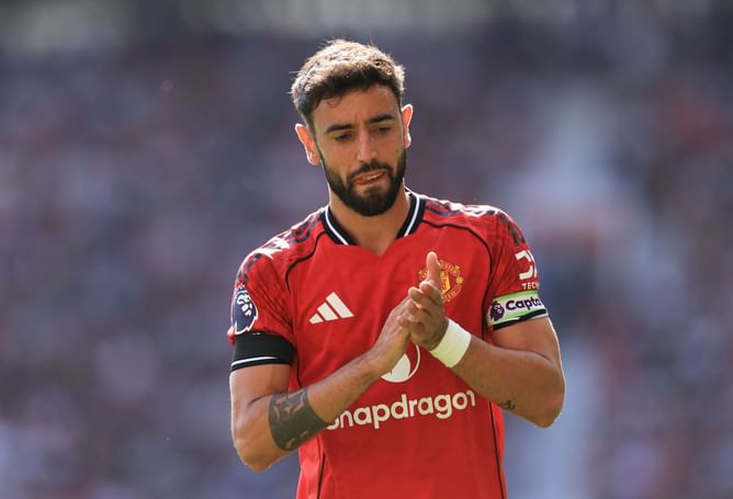 Bruno Fernandes asks Saudi Pro League club for £33 million per year contract to leave Manchester United: Reports