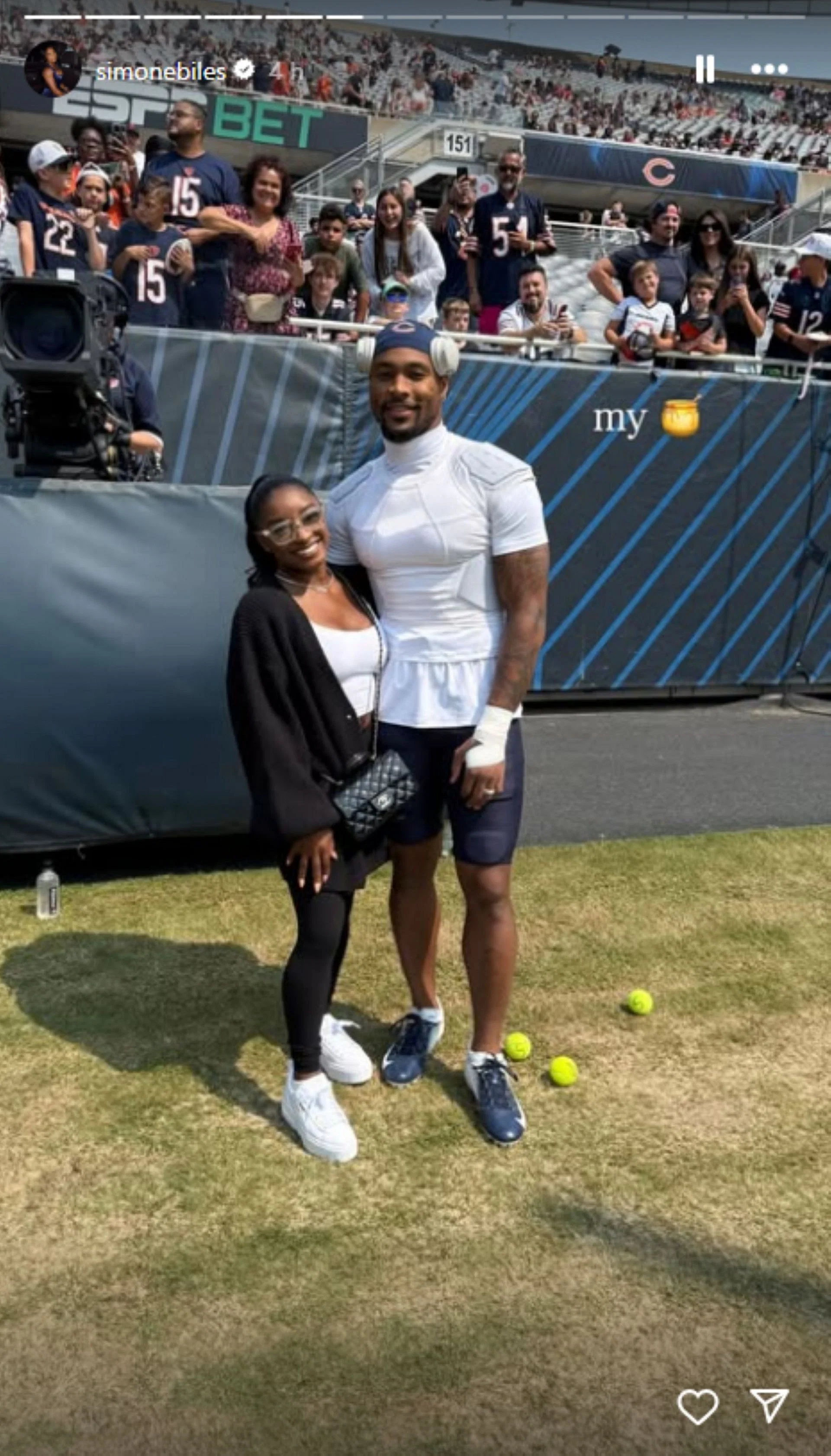 Biles expresses her love for Owens; Instagram - @simonebiles