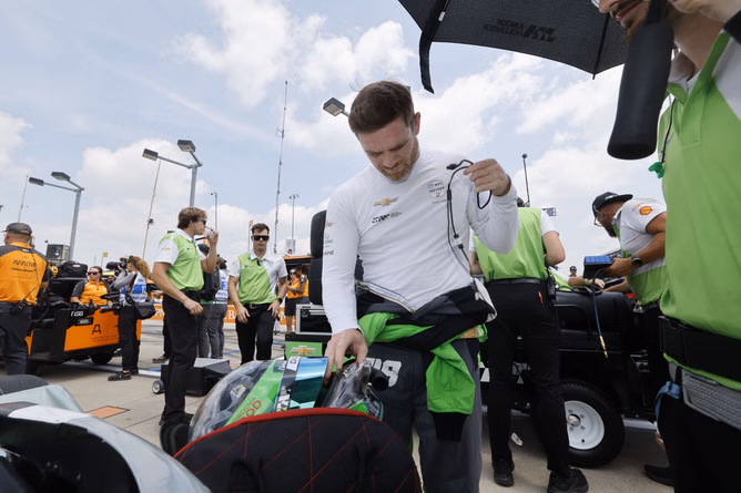 Conor Daly reveals nasty aftermath of IndyCar crash in Portland: "My feet went through the pedals"
