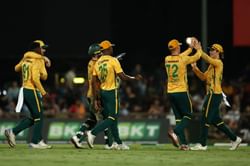 MI all-rounder in total disbelief as ball hits stumps but bails don’t dislodge during AUS vs SA 2025 2nd T20I [Watch]