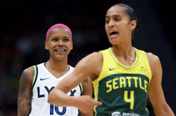 Courtney Williams’ dad takes thinly veiled shot at Skylar Diggins and Storm after viral altercation