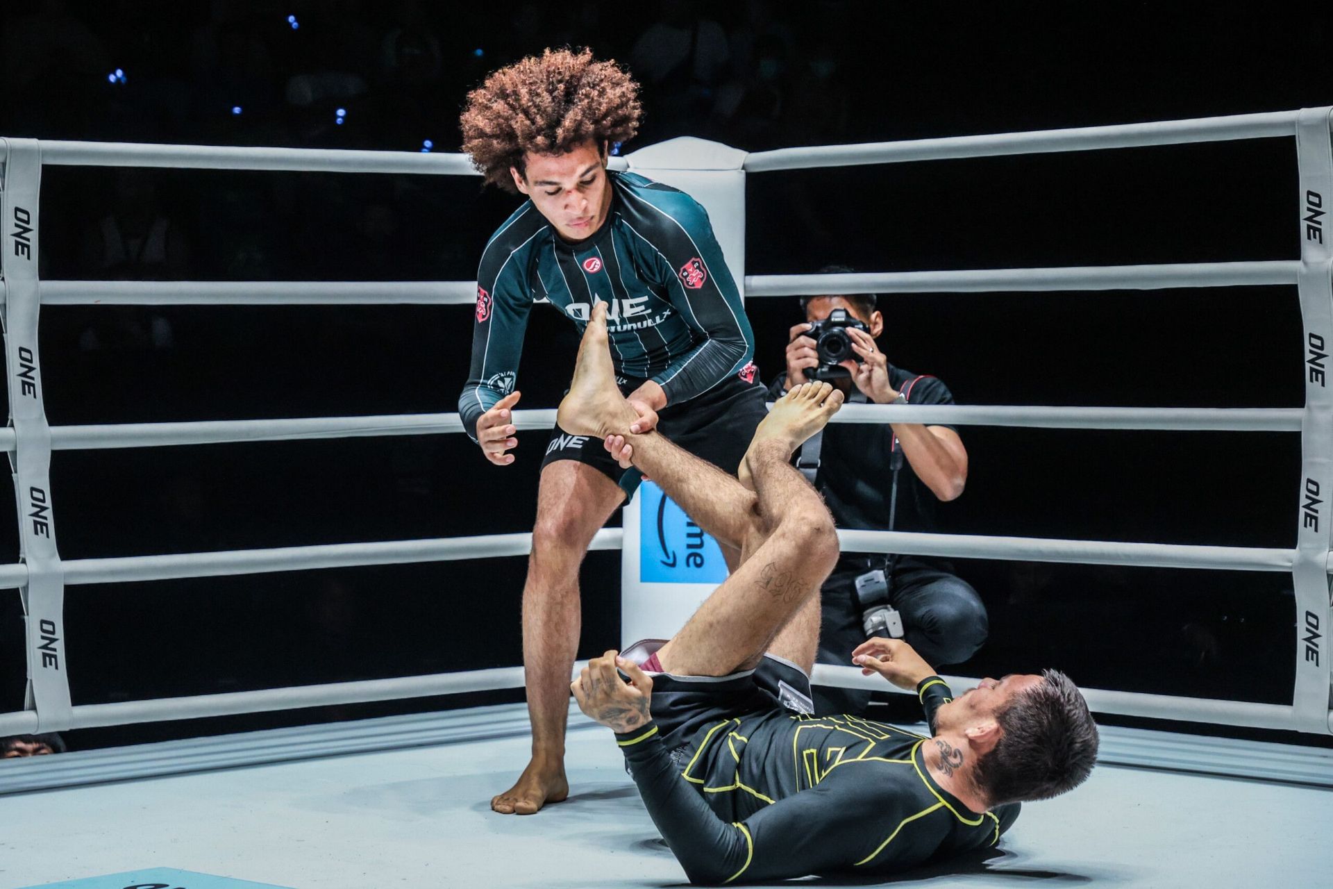 Kade Ruotolo vs Francisco Lo | Image by ONE Championship