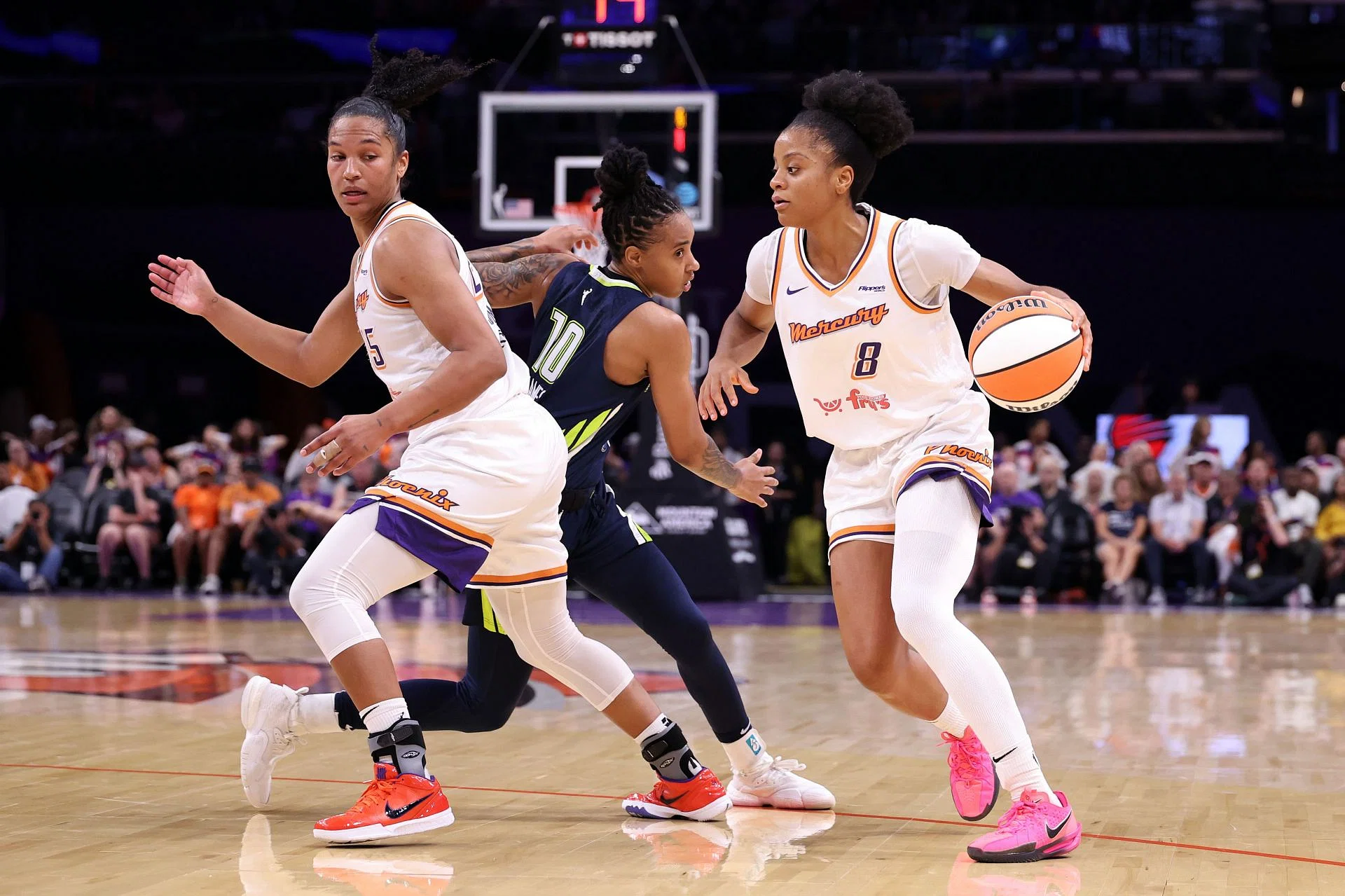 Dallas Wings v Phoenix Mercury - Source: Getty