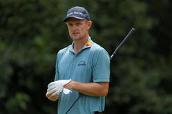 Justin Rose enjoys a "front row" seat to $40M-worth F1 driver's race at the Dutch Grand Prix
