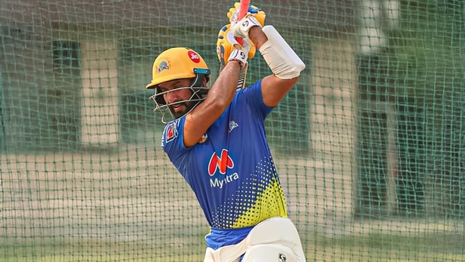 5 players who you may not know were teammates with MS Dhoni and Virat Kohli in the IPL ft. Cheteshwar Pujara
