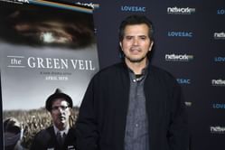 "Dean Cain, your pronouns are has/been" - John Leguizamo slams "Superman" actor as "loser" for joining ICE